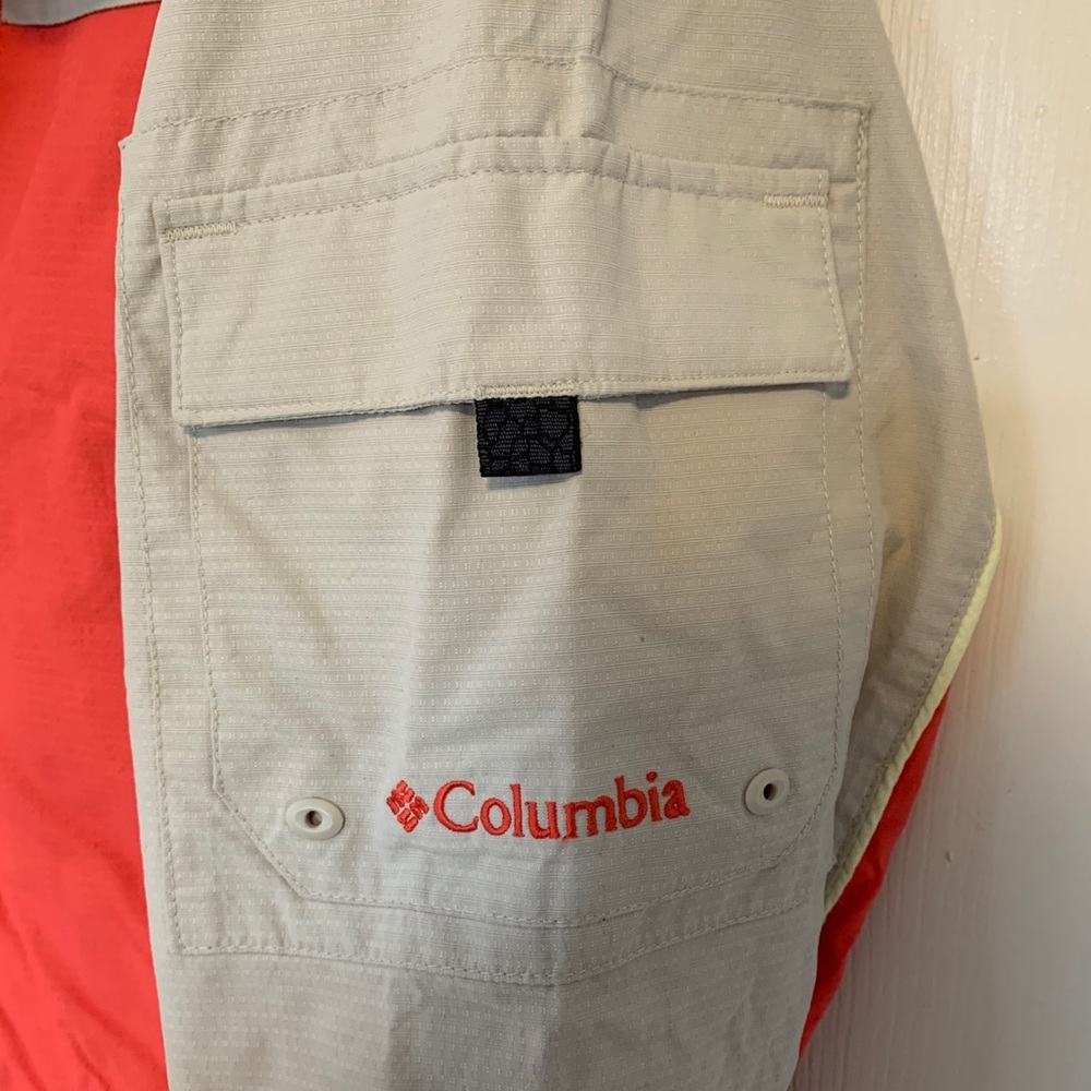 Packable Vintage Columbia Windbreaker - Women’s - Picture 5 of 9
